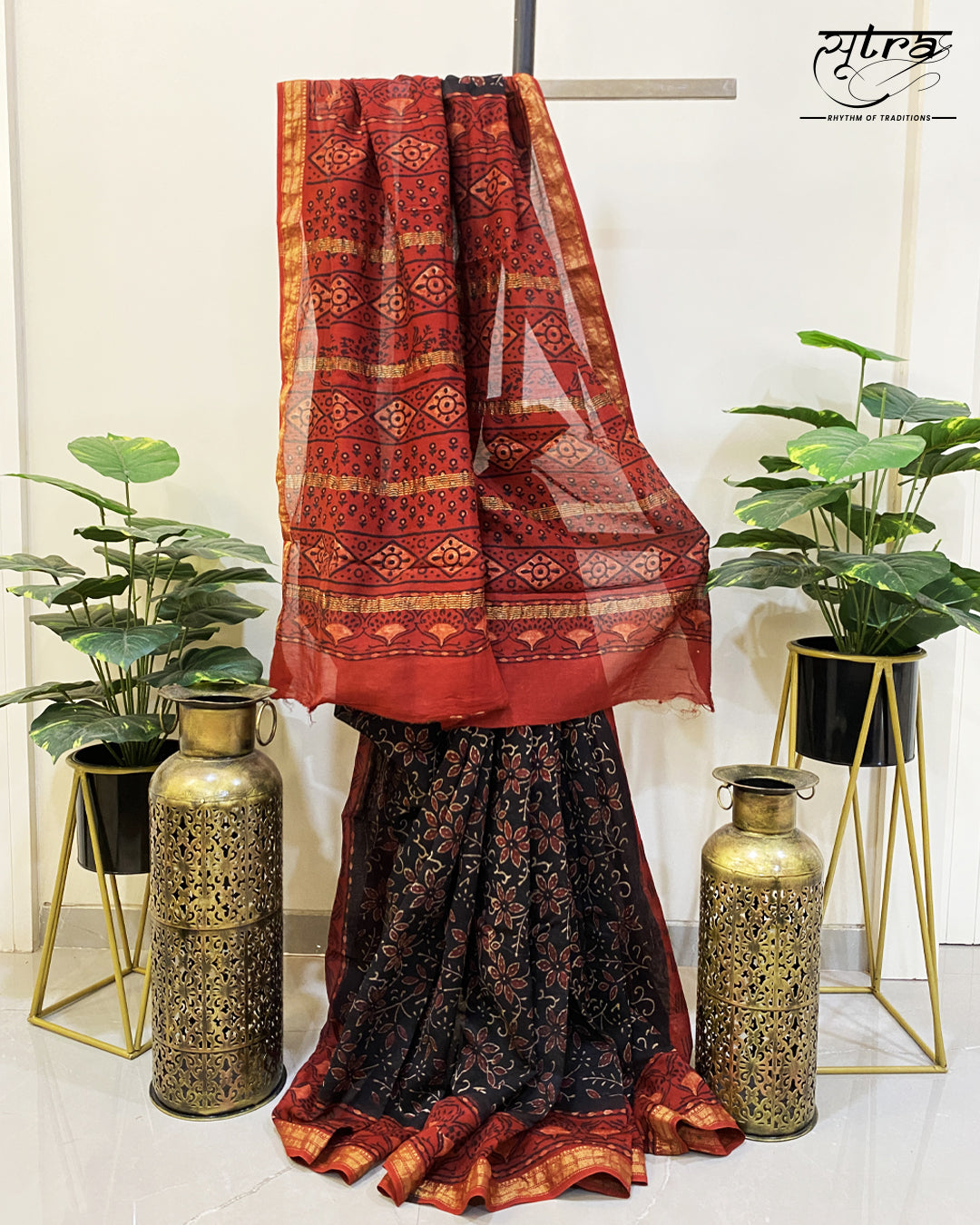 Chanderi Cotton Black Red Saree - Sutra Saree